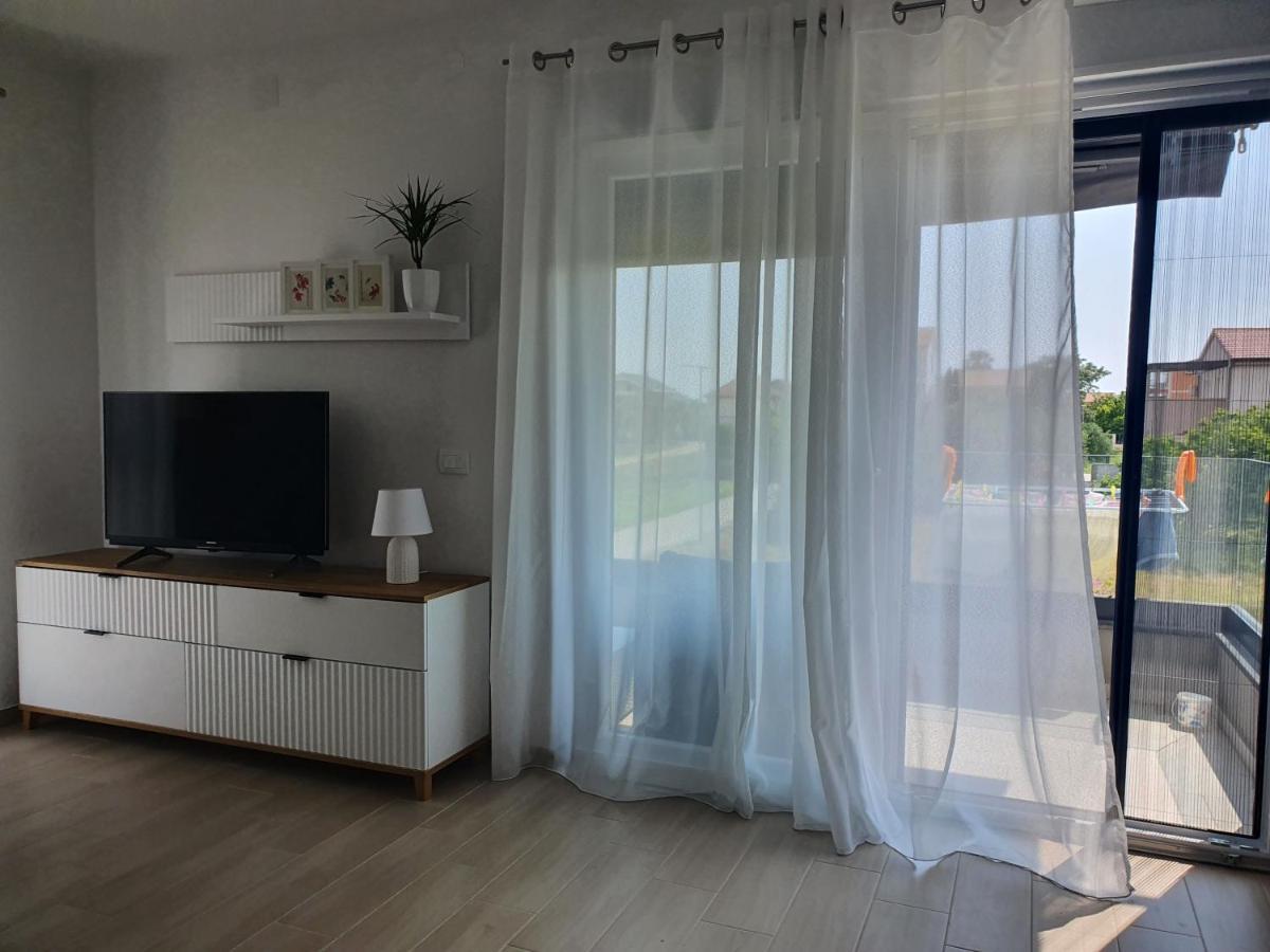 Beachside Place Sukosan Bagian luar foto