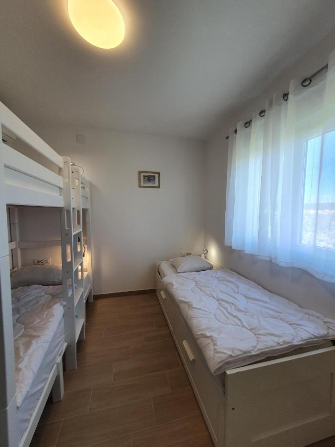 Beachside Place Sukosan Bagian luar foto