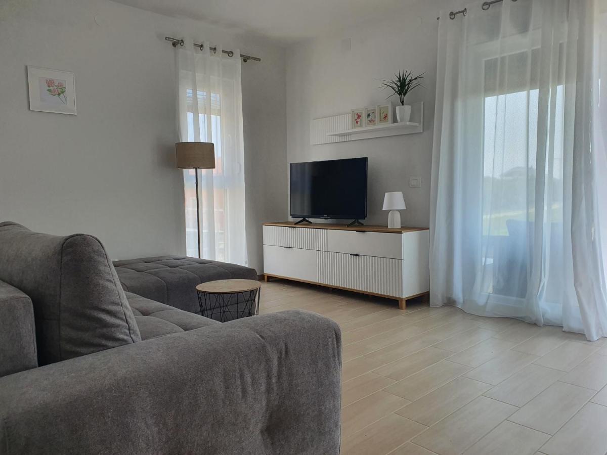 Beachside Place Sukosan Bagian luar foto